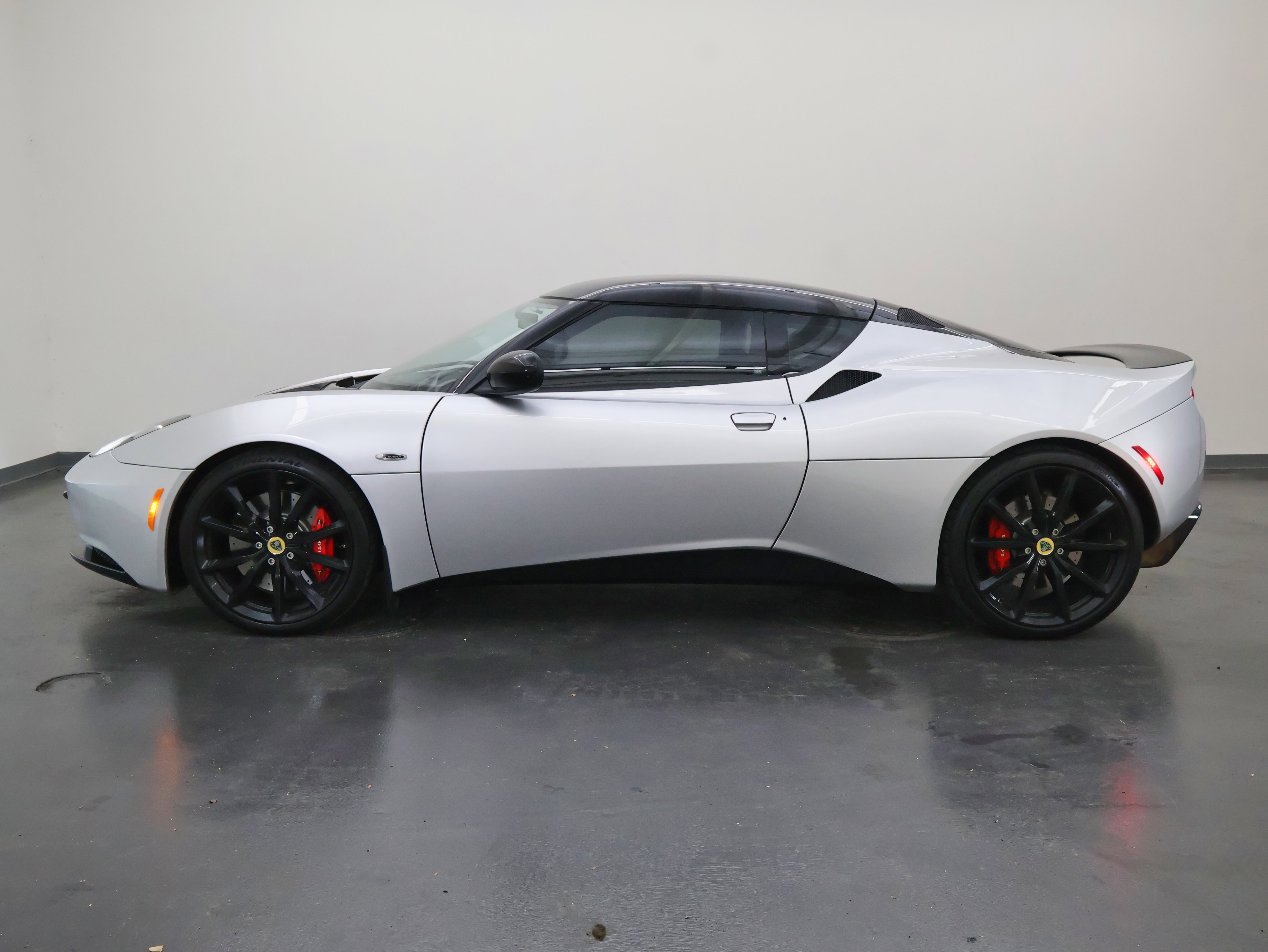 Used 2014 Lotus Evora S image 6