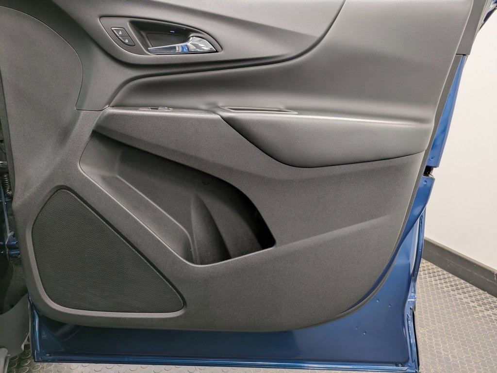 Used 2021 Chevrolet Equinox LT image 27