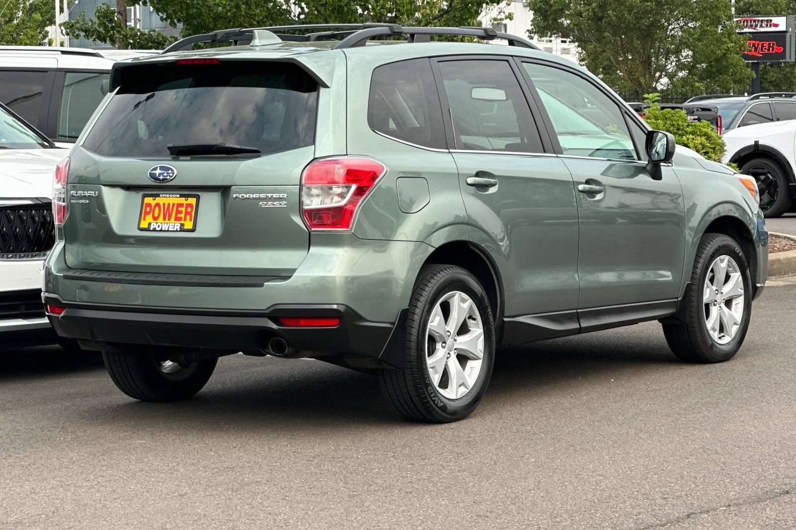 Used 2016 Subaru Forester 2.5i Limited AWD/4WD image 4