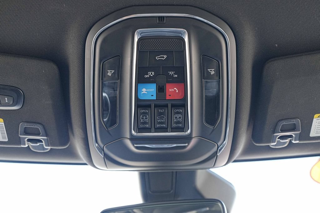 Used 2024 Jeep Grand Cherokee Limited 4xe AWD/4WD image 39