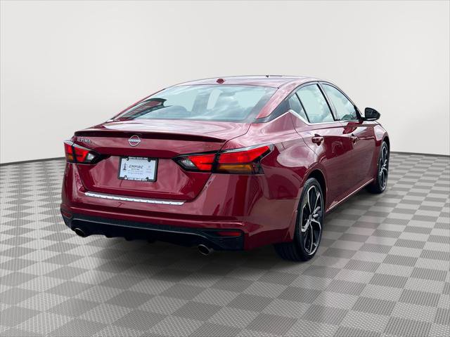 Used 2023 Nissan Altima 2.5 SR w/ SR Premium Package FWD image 7