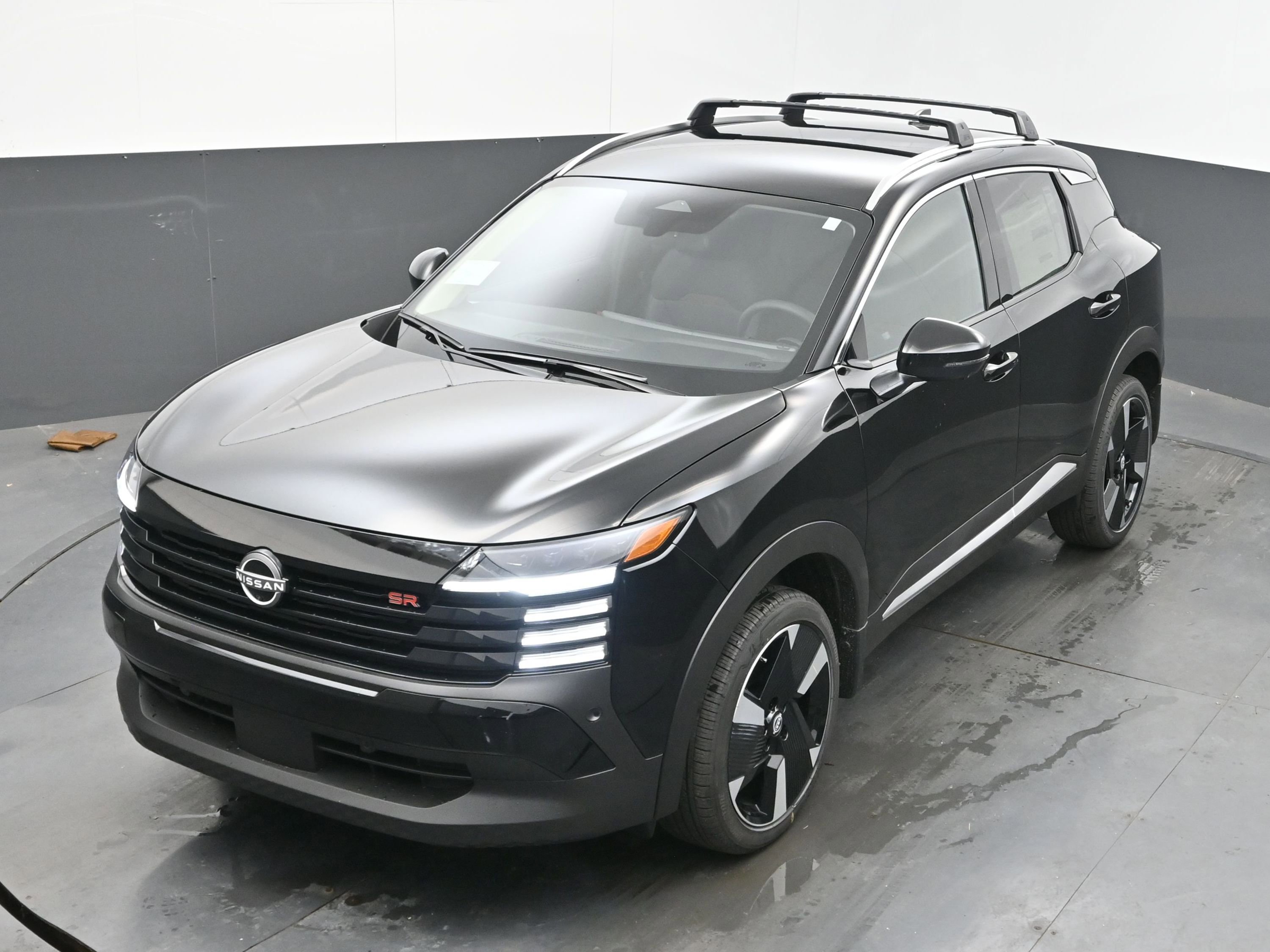 New 2026 Nissan Kicks SR w/ Cold Weather Package image 31