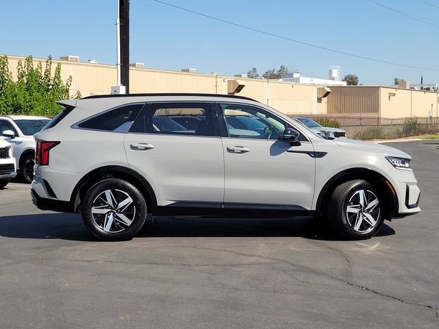 Certified 2023 Kia Sorento EX w/ Panoramic Sunroof Package FWD image 5