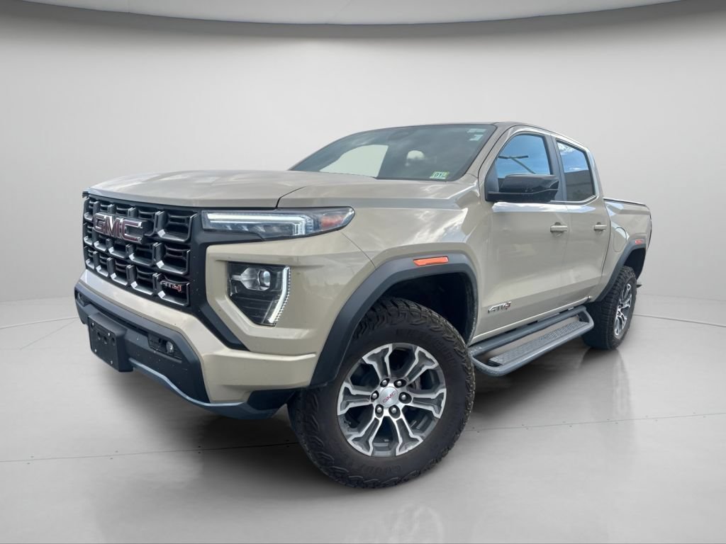 Used 2023 GMC Canyon AT4 w/ AT4 Premium Package AWD/4WD image 16