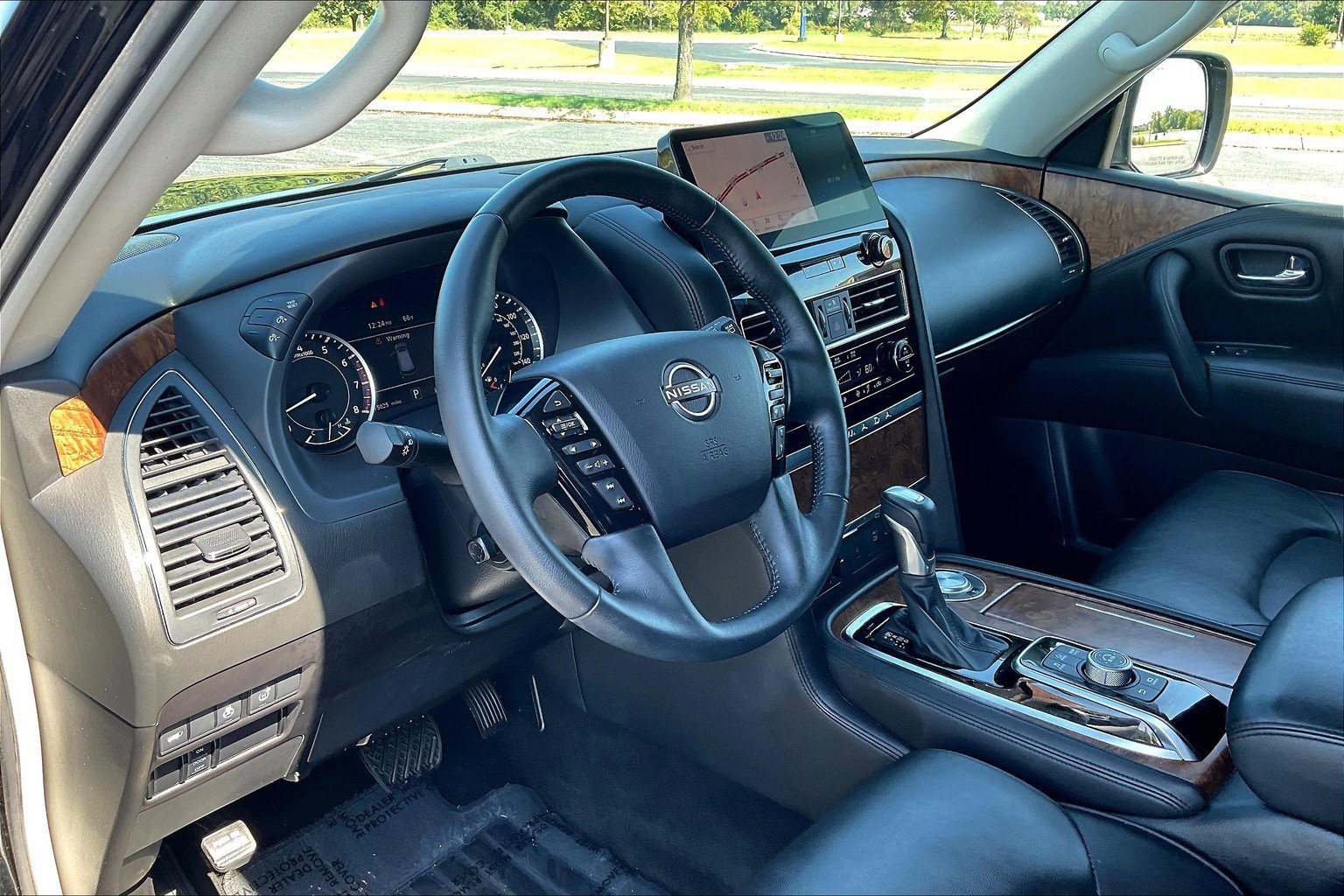 Used 2024 Nissan Armada SL w/ Cargo Package image 15