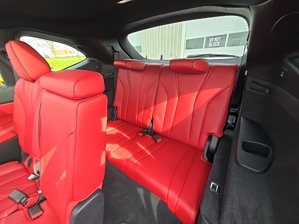 Used 2025 Acura MDX A-Spec image 29