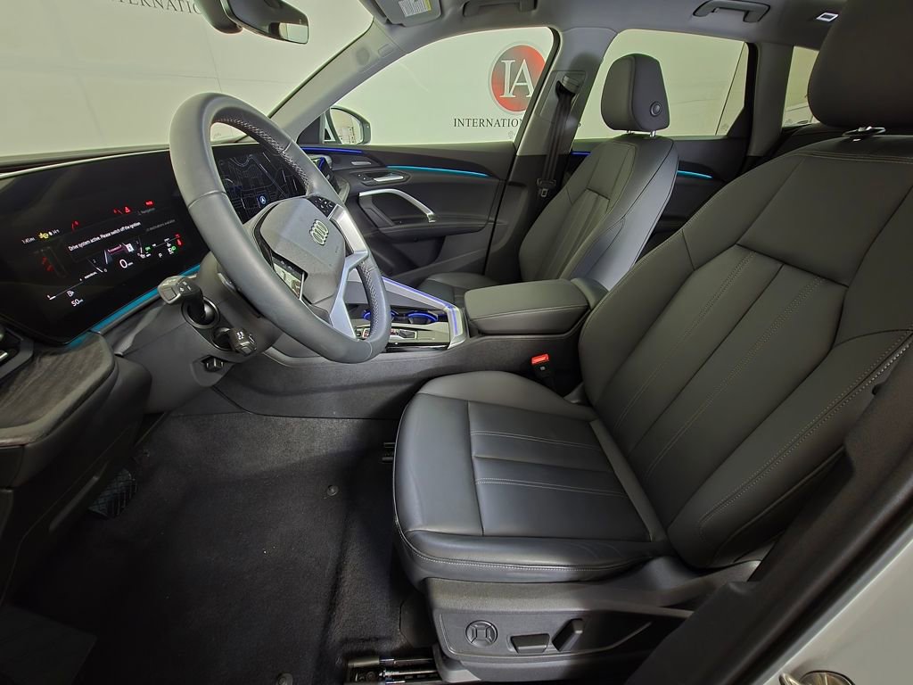 Certified 2025 Audi Q5 Premium Plus w/ Premium Plus image 16
