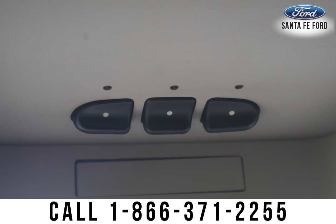 Used 2009 GMC Sierra 2500 SLT w/ Entertainment Package image 33