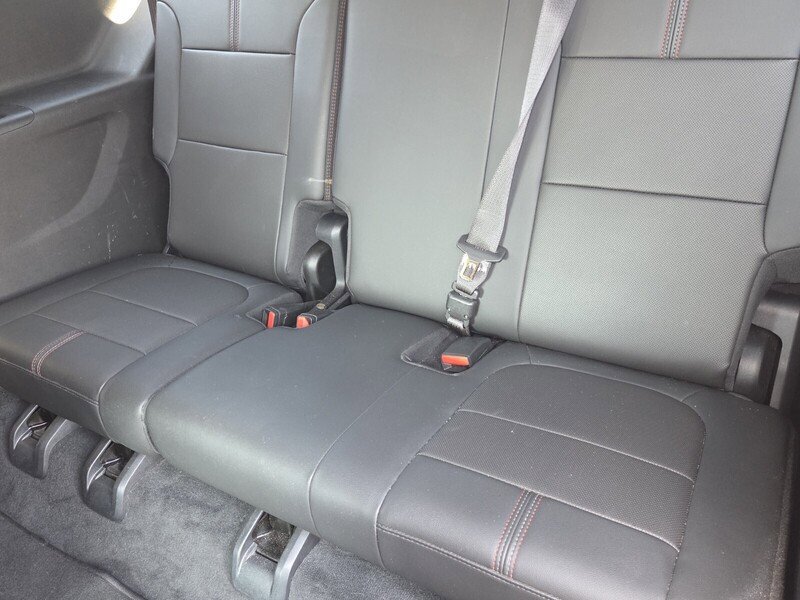 Used 2023 Chevrolet Traverse RS FWD image 8