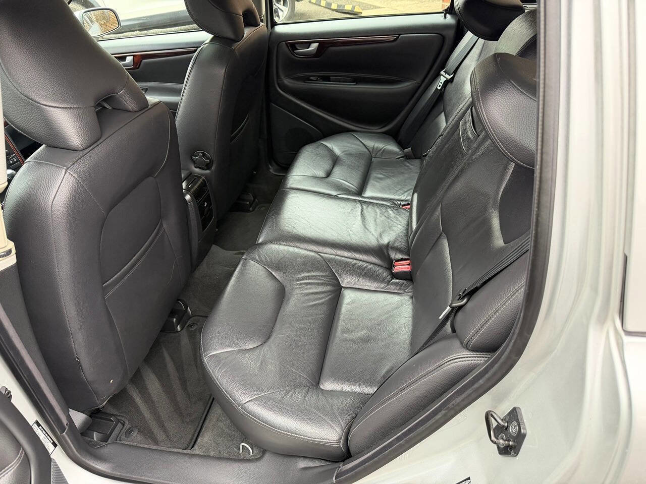 Used 2006 Volvo V70 2.5T image 21