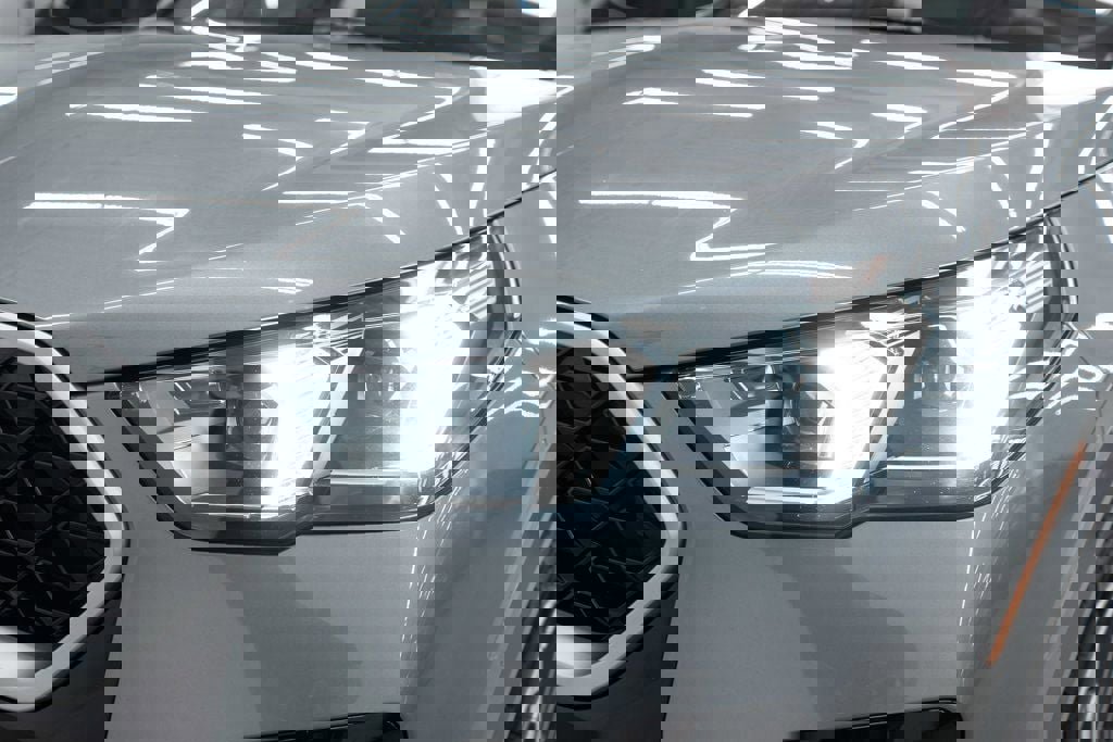 Used 2026 BMW X2 xDrive28i w/ M Sport Package image 43