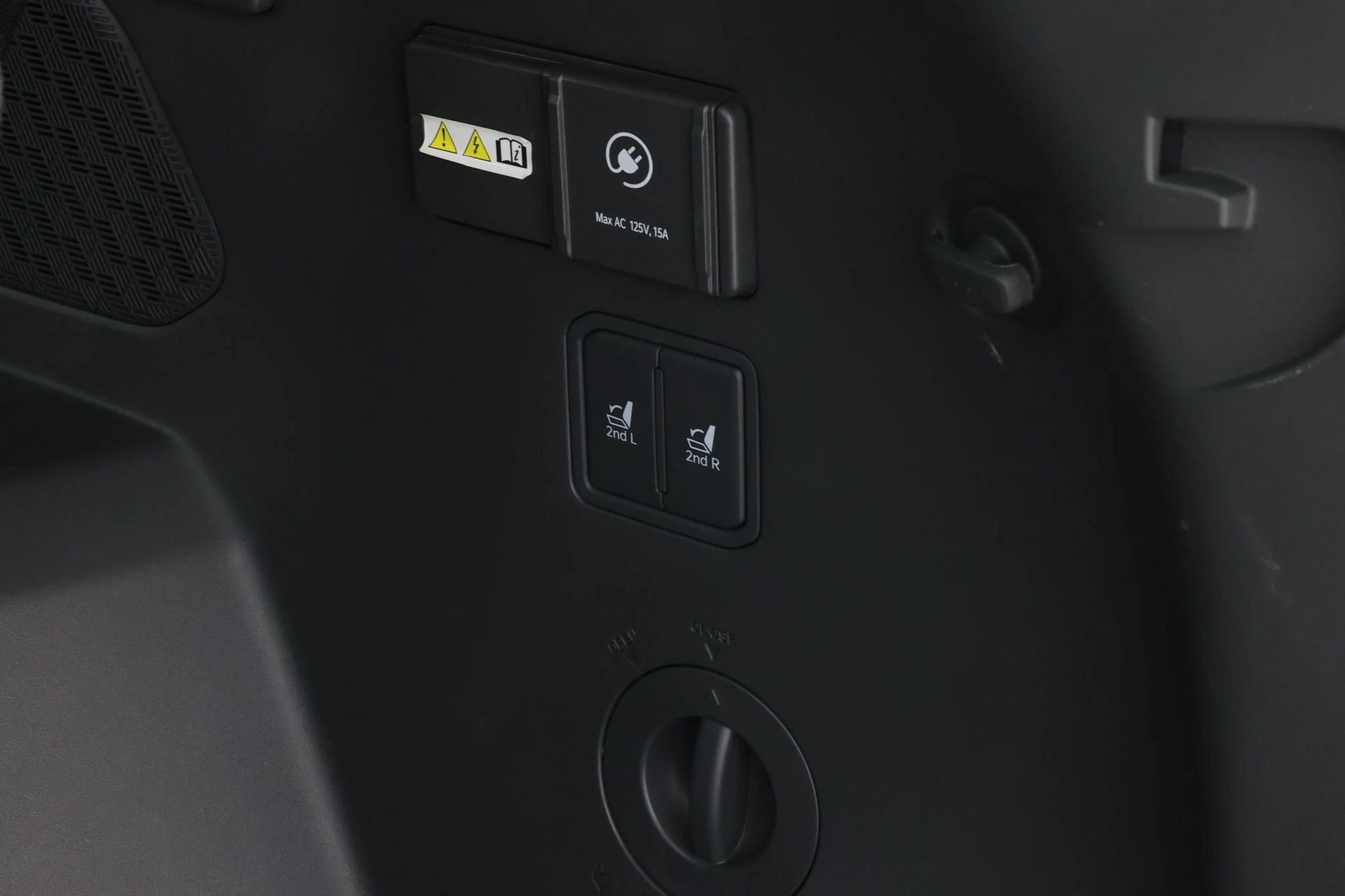 Used 2024 Kia EV9 GT-Line image 93