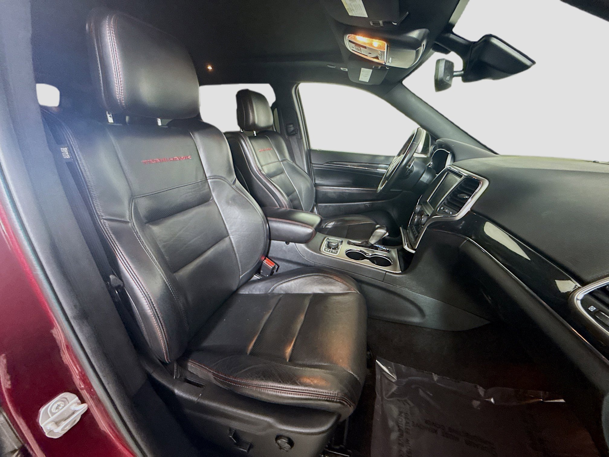 Used 2018 Jeep Grand Cherokee Trailhawk w/ Trailhawk Luxury Group image 29