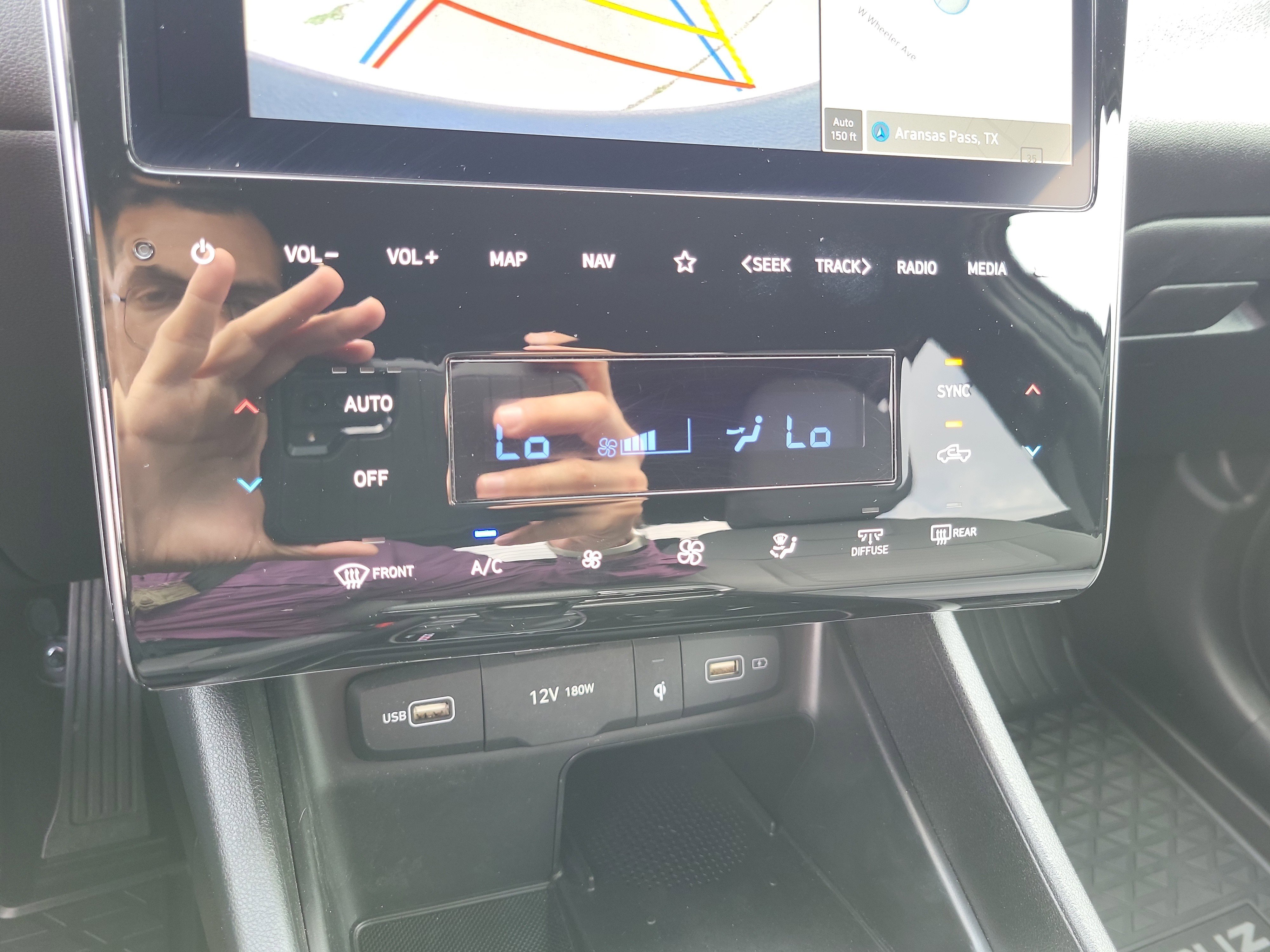 Used 2024 Hyundai Santa Cruz SEL w/ Activity Package image 23