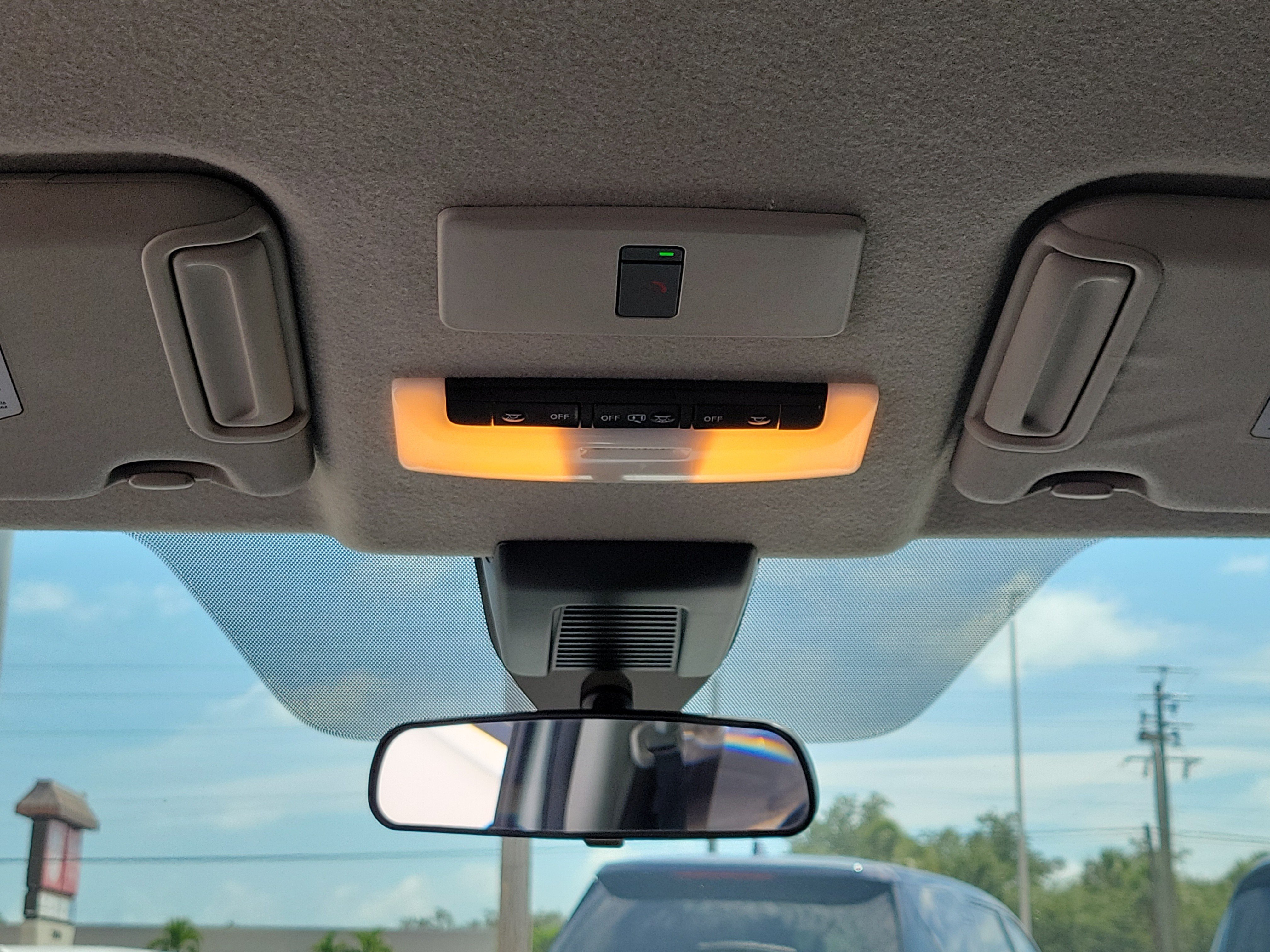 Used 2024 Nissan Kicks SV w/ Exterior Package FWD image 20