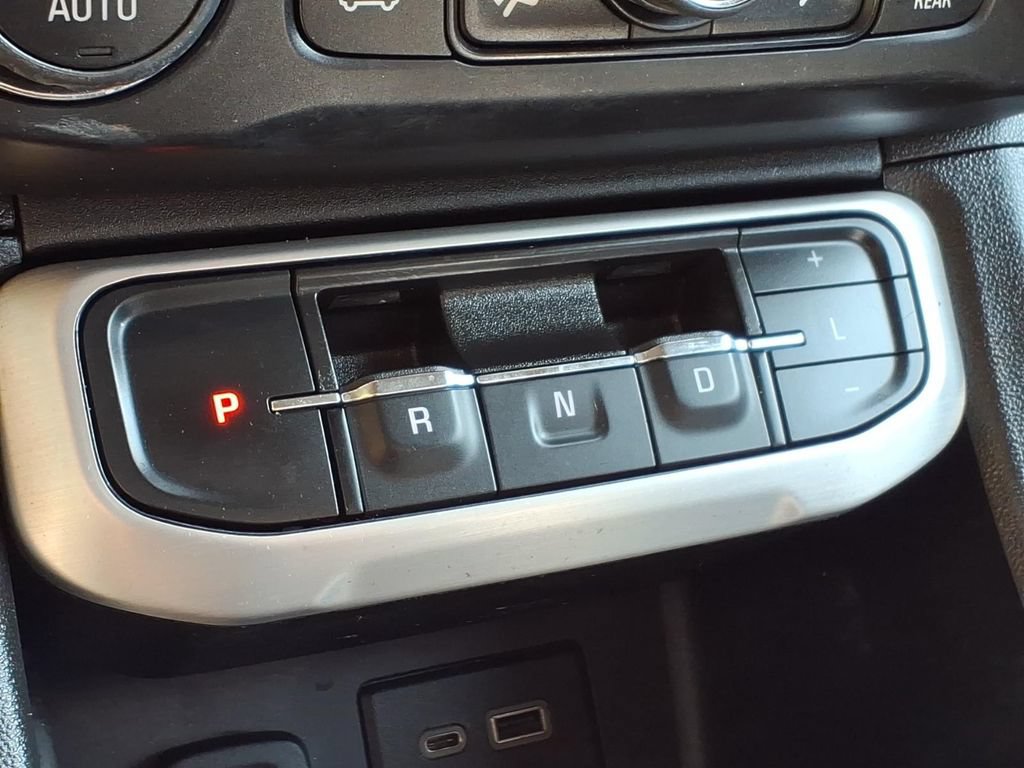 Used 2023 GMC Acadia SLE w/ Driver Convenience Package AWD/4WD image 26