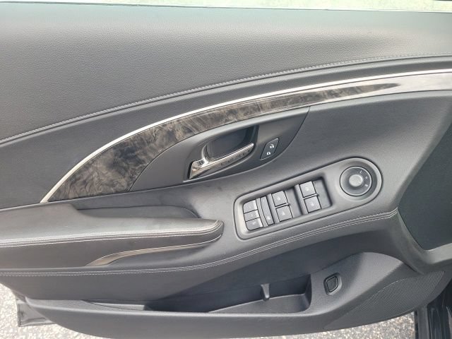 Used 2015 Buick LaCrosse Leather AWD/4WD image 32
