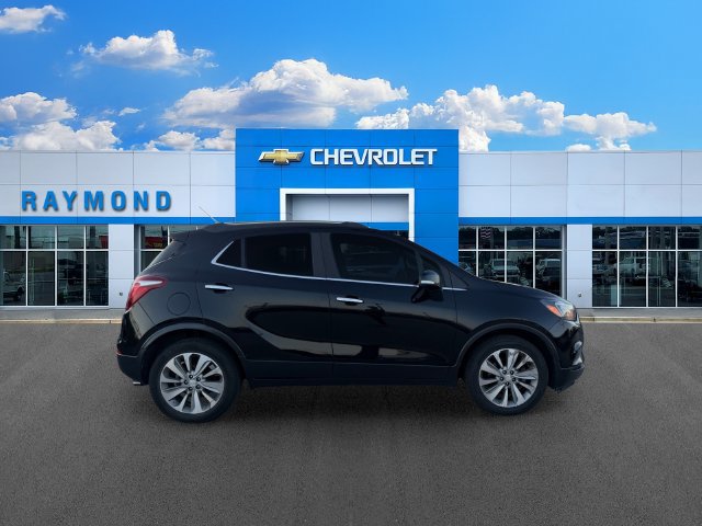 Used 2018 Buick Encore Preferred FWD image 2