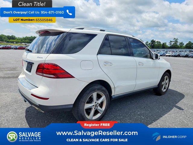 Used 2016 Mercedes-Benz GLE 350 4MATIC w/ Premium Package image 4