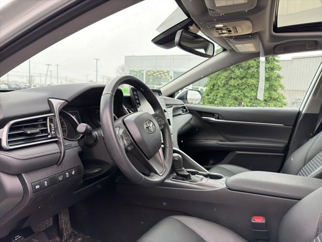 Used 2024 Toyota Camry SE image 15