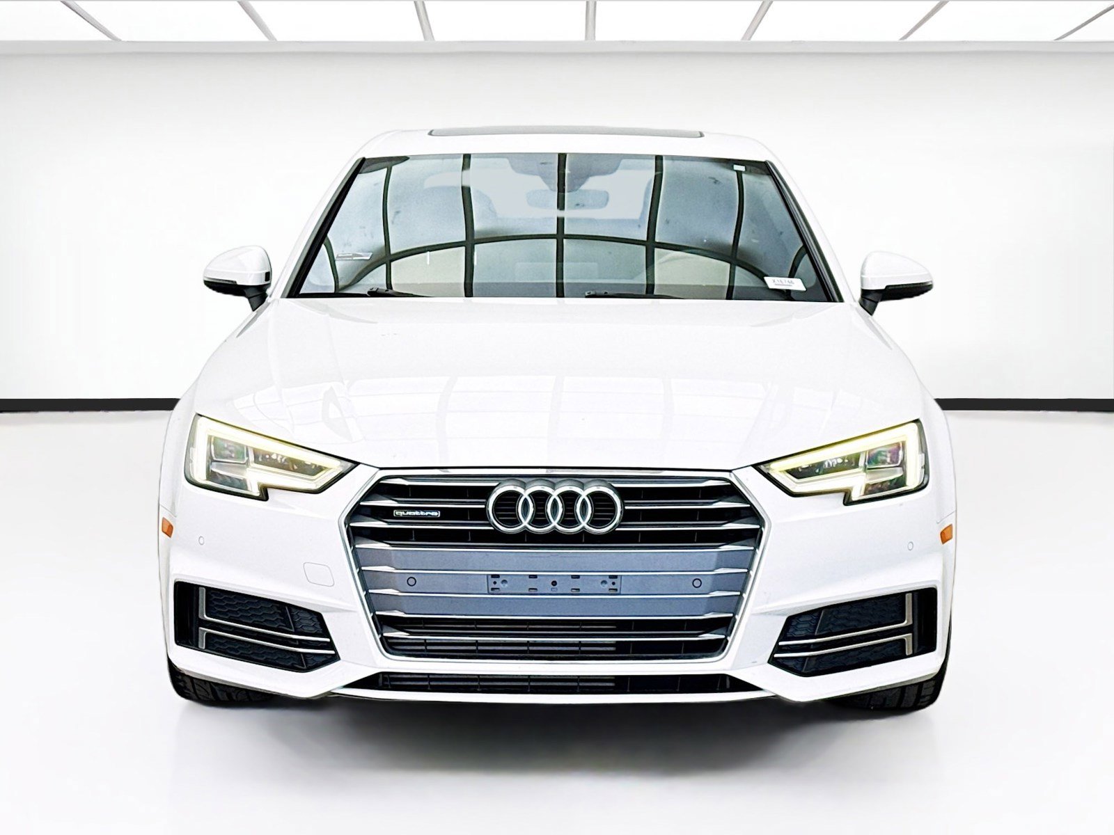 Used 2018 Audi A4 2.0T Premium Plus w/ Premium Plus Package AWD/4WD image 2