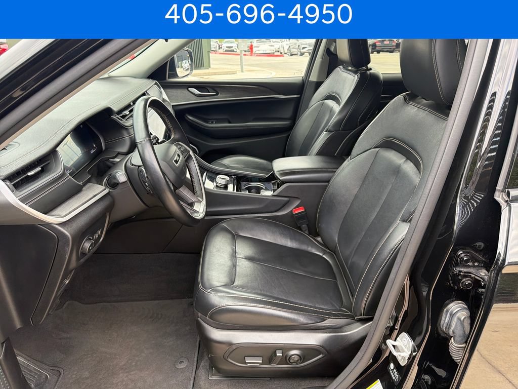 Used 2022 Jeep Grand Cherokee L Limited RWD image 11