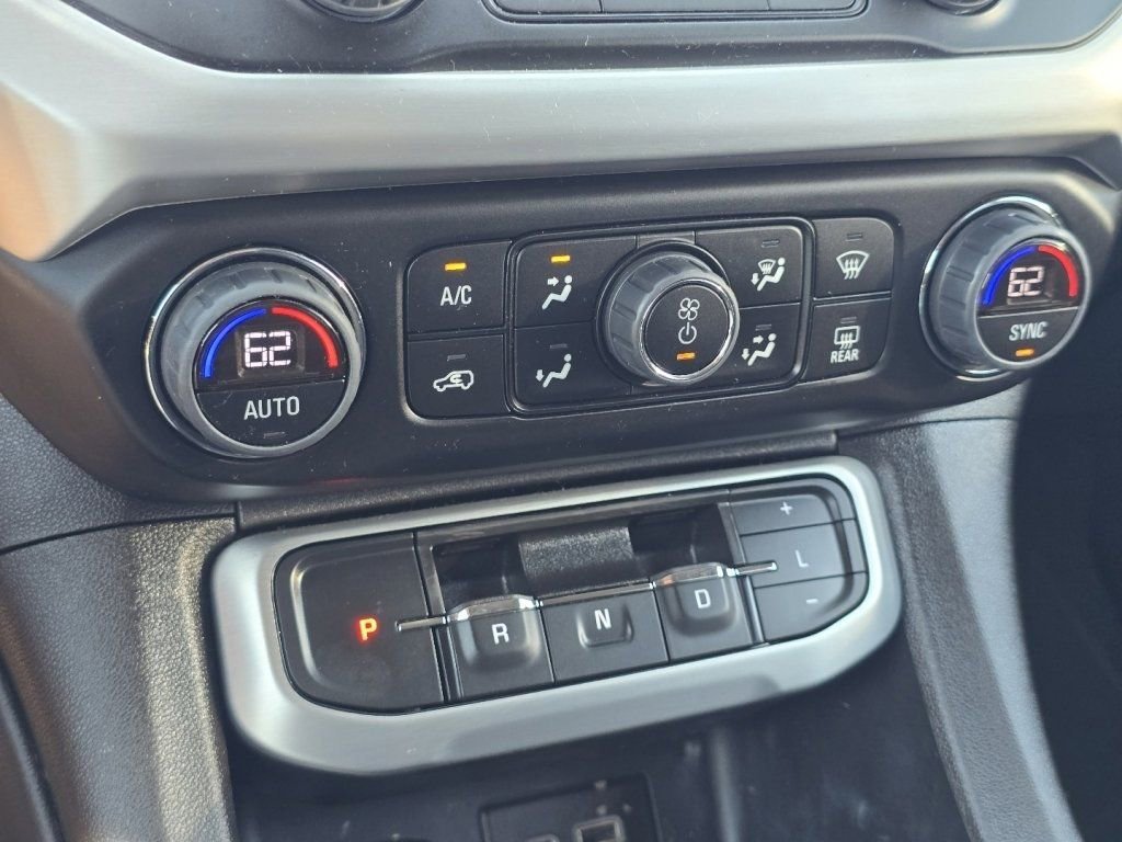 Used 2023 GMC Acadia SLE w/ Driver Convenience Package FWD image 27