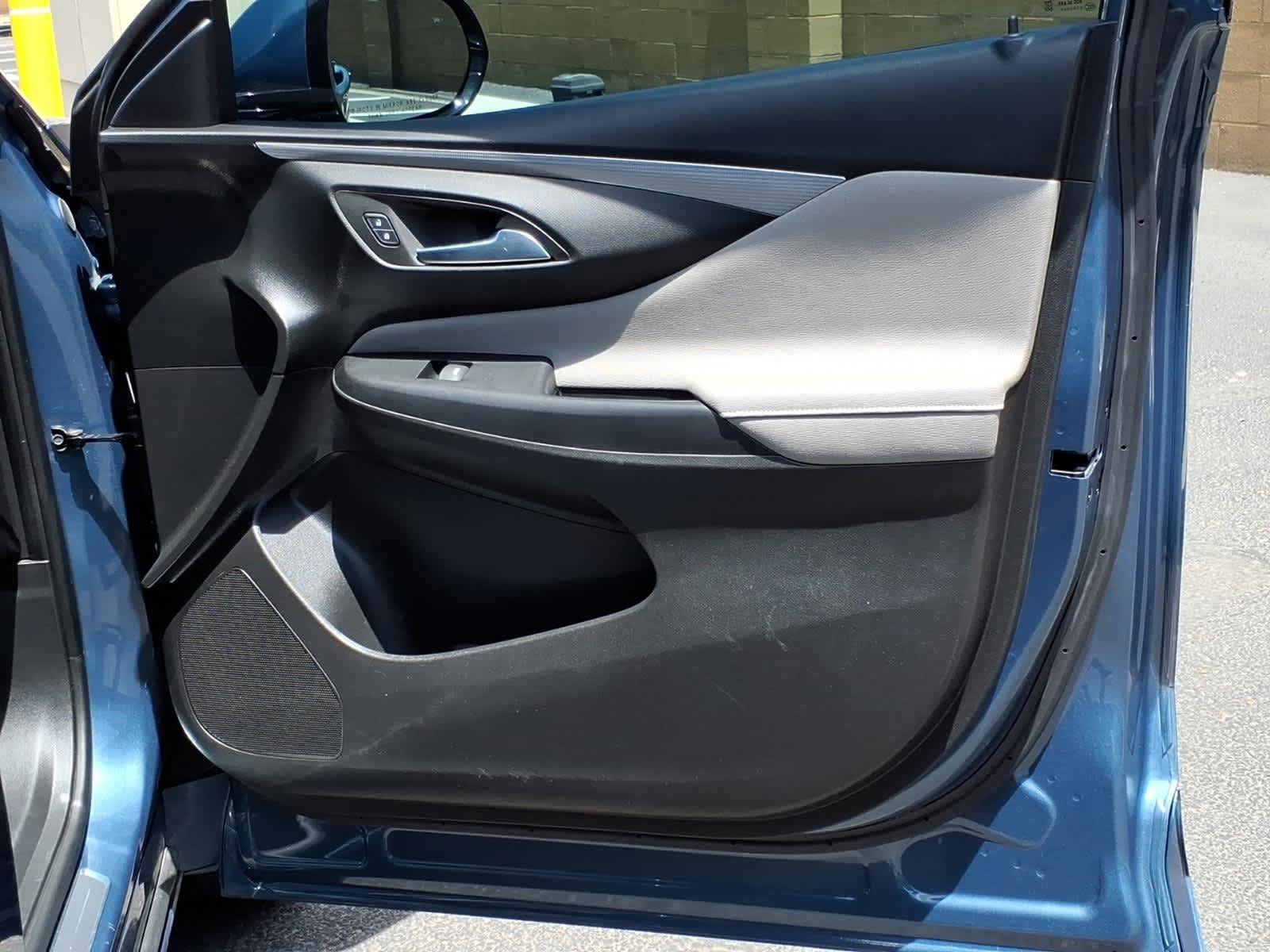 Used 2024 Buick Envista Avenir FWD image 25