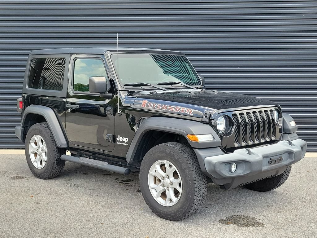 Used 2021 Jeep Wrangler Sport AWD/4WD image 9