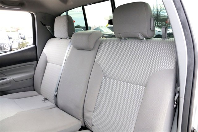 Used 2015 Toyota Tacoma PreRunner image 25