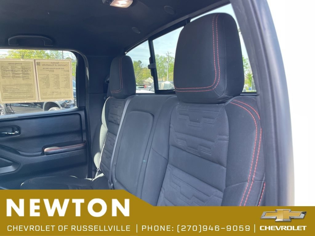 Used 2025 Nissan Frontier PRO-4X AWD/4WD image 39