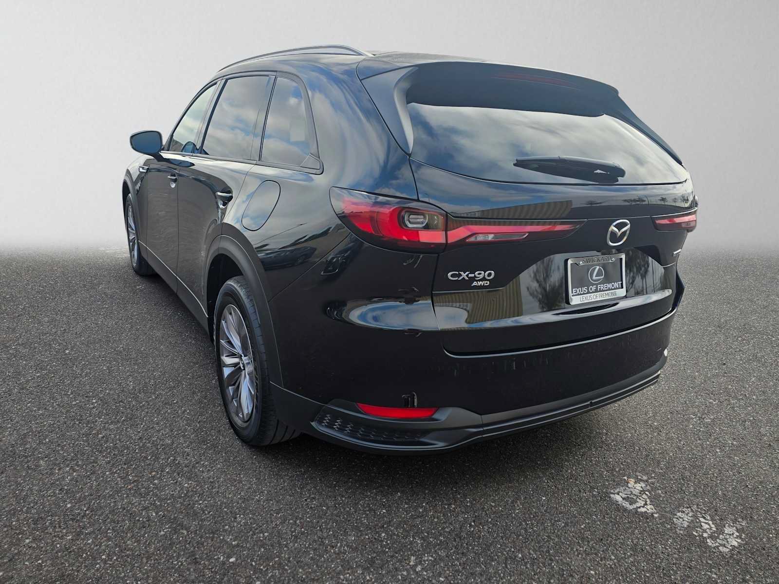 Used 2024 MAZDA CX-90 Plug-In Hybrid w/ Preferred AWD/4WD image 5