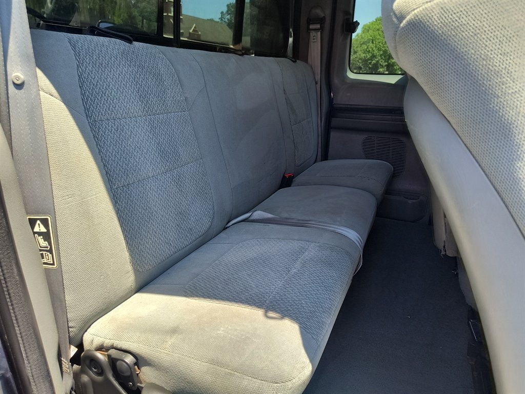 Used 2004 Ford F250 XLT AWD/4WD image 26