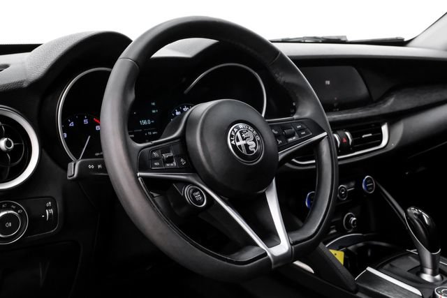 Used 2019 Alfa Romeo Stelvio w/ Nero Edizione RWD image 21