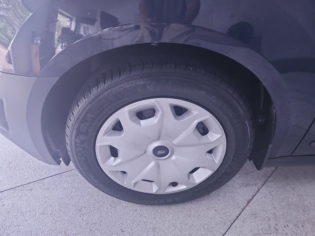 Used 2018 Ford Transit Connect XL image 10