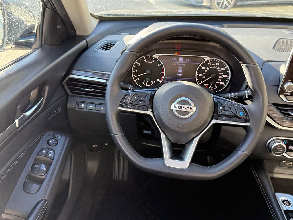 Used 2019 Nissan Altima 2.5 Platinum image 11