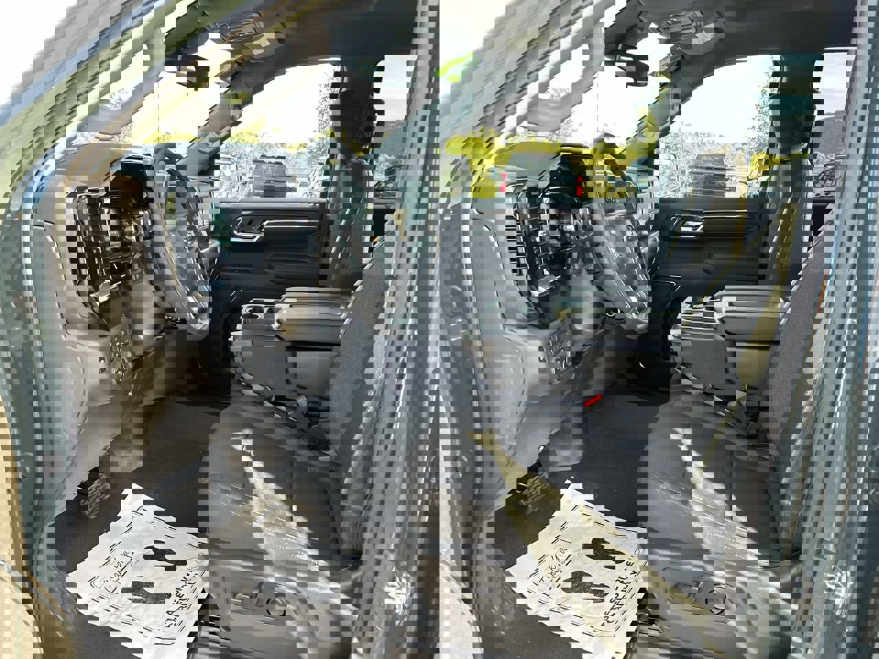 New 2026 Chevrolet Silverado 1500 LT w/ LPO, Dark Essentials Package image 22