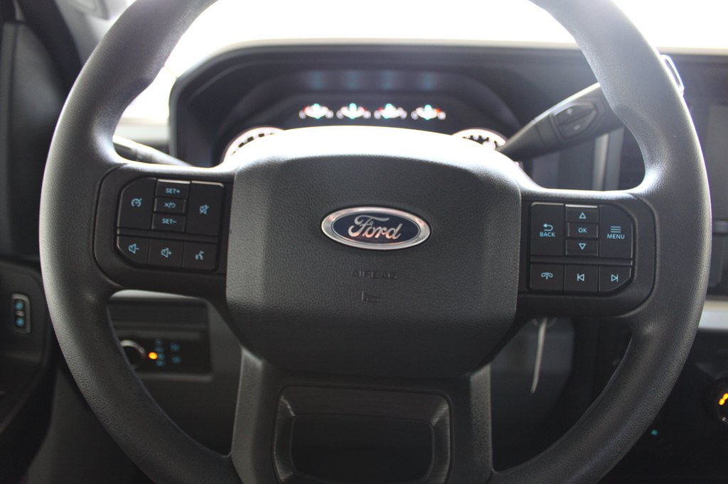 Used 2026 Ford F350 XL w/ Snow Plow/Camper Package AWD/4WD image 27