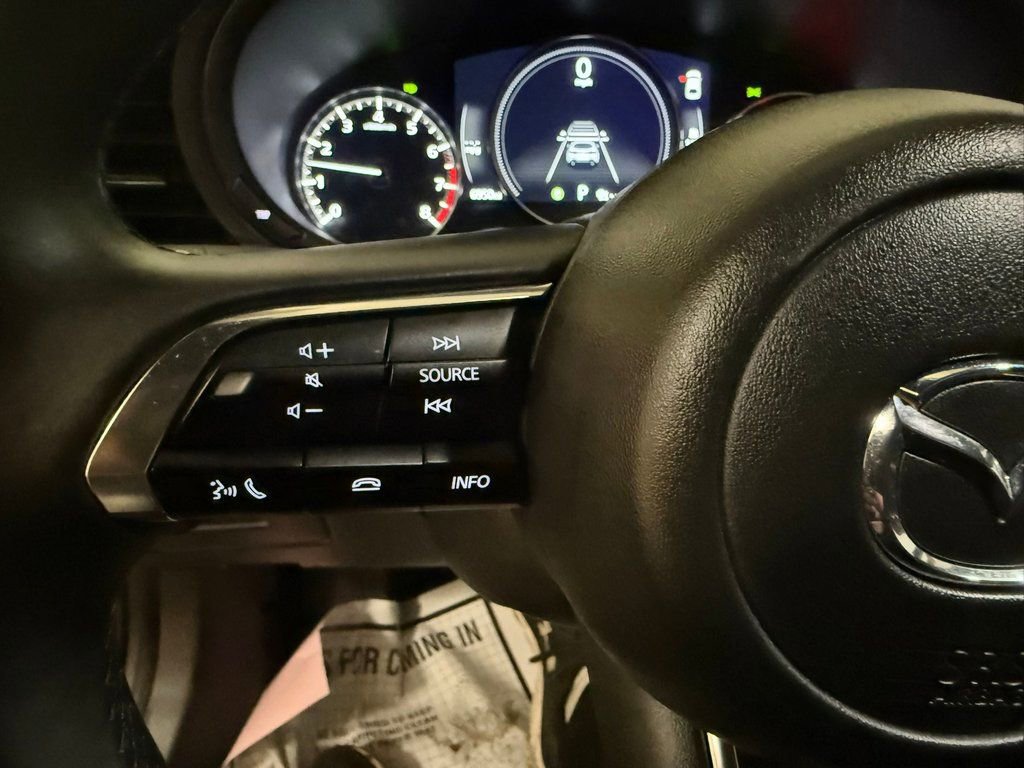 Used 2025 MAZDA MAZDA3 s image 31