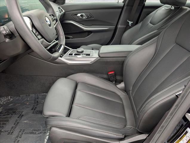 Used 2025 BMW 330i Sedan w/ M Sport Package RWD image 17