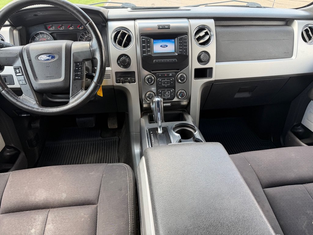 Used 2013 Ford F150 FX4 w/ Mid Equipment Group AWD/4WD image 10