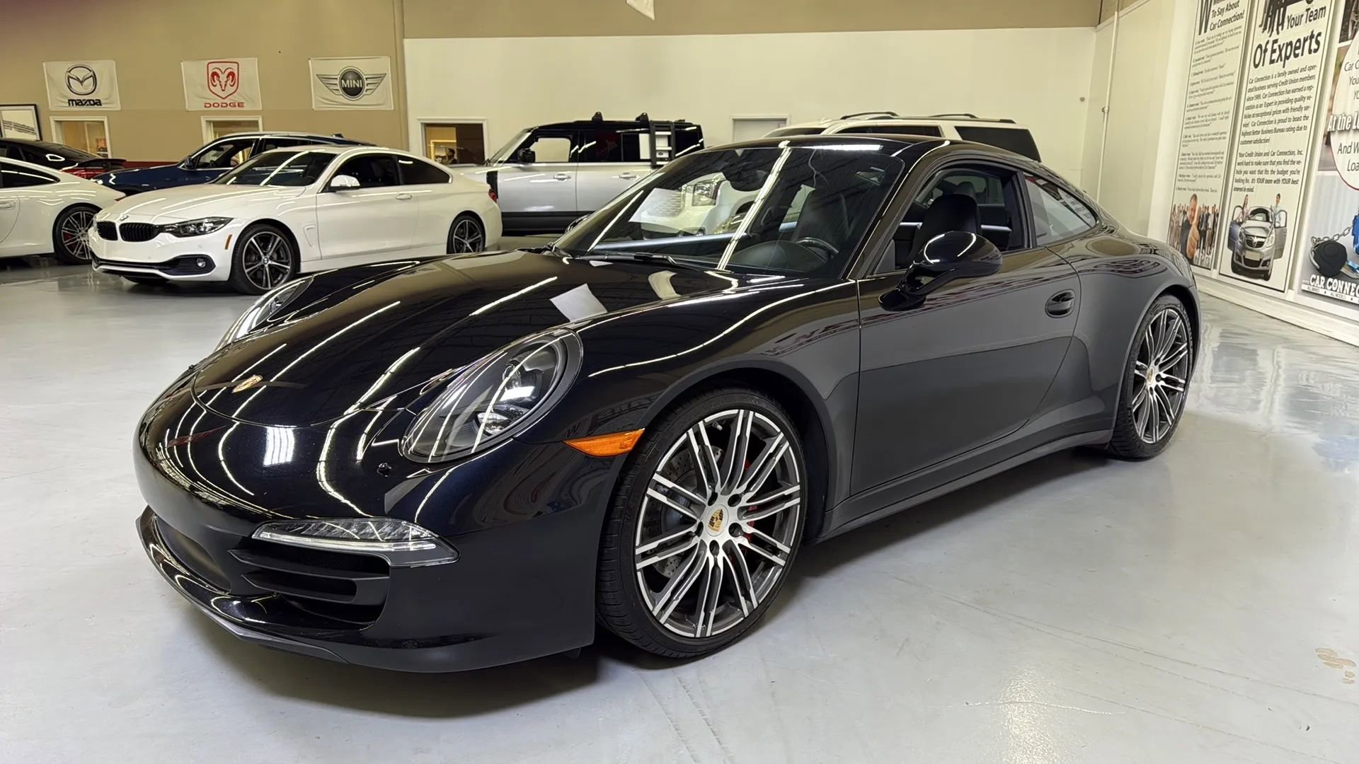 Used 2015 Porsche 911 Carrera 4S AWD/4WD image 4