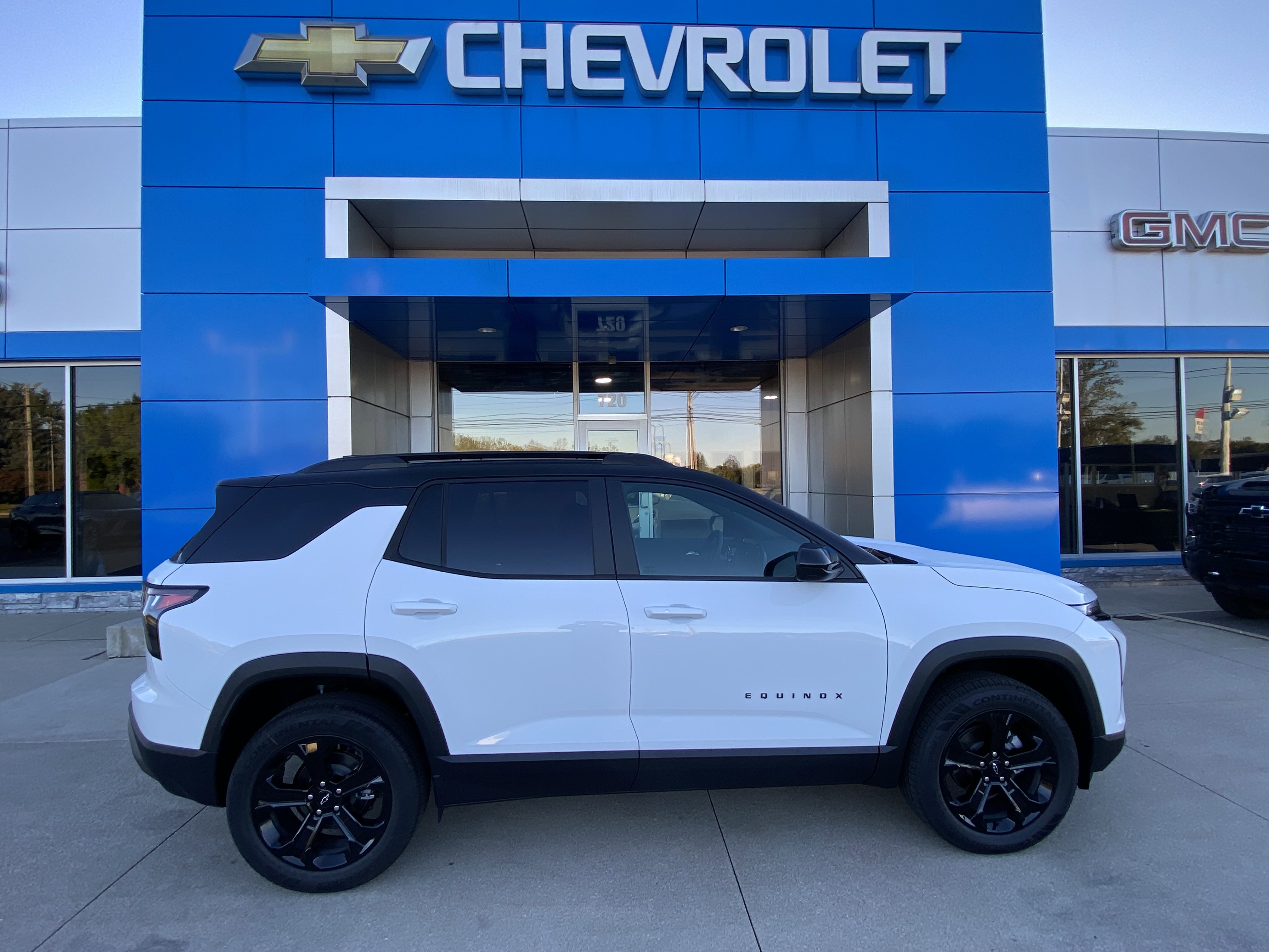 New 2026 Chevrolet Equinox LT w/ Convenience Package II image 28