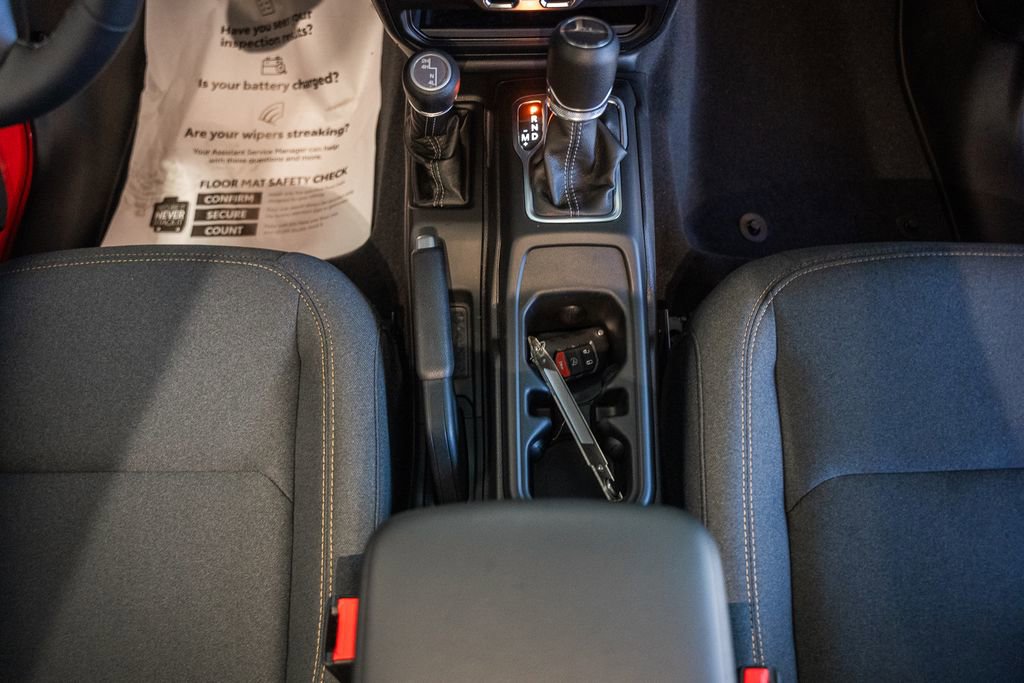 New 2025 Jeep Gladiator Sport image 25