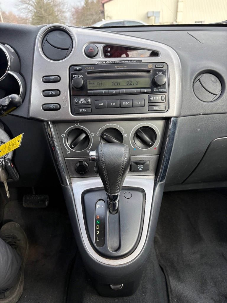 Used 2006 Toyota Matrix XR image 15