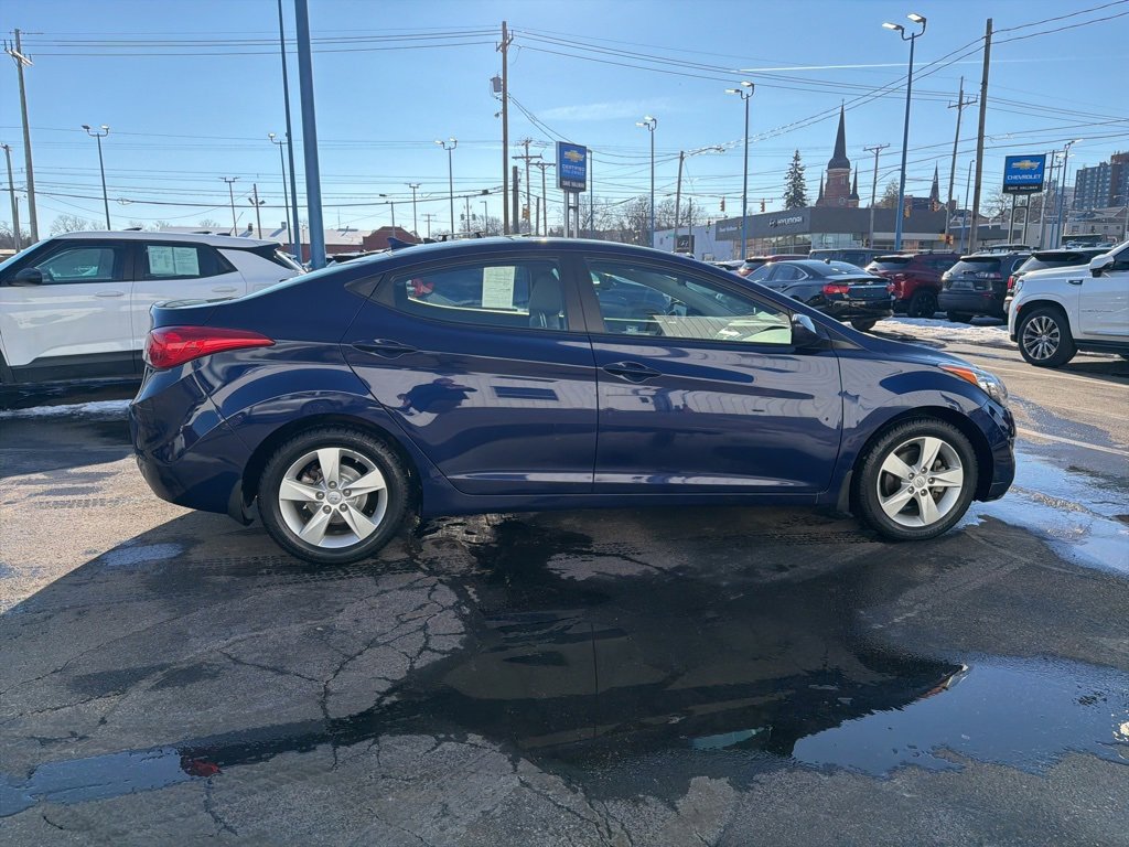 Used 2013 Hyundai Elantra GLS image 8