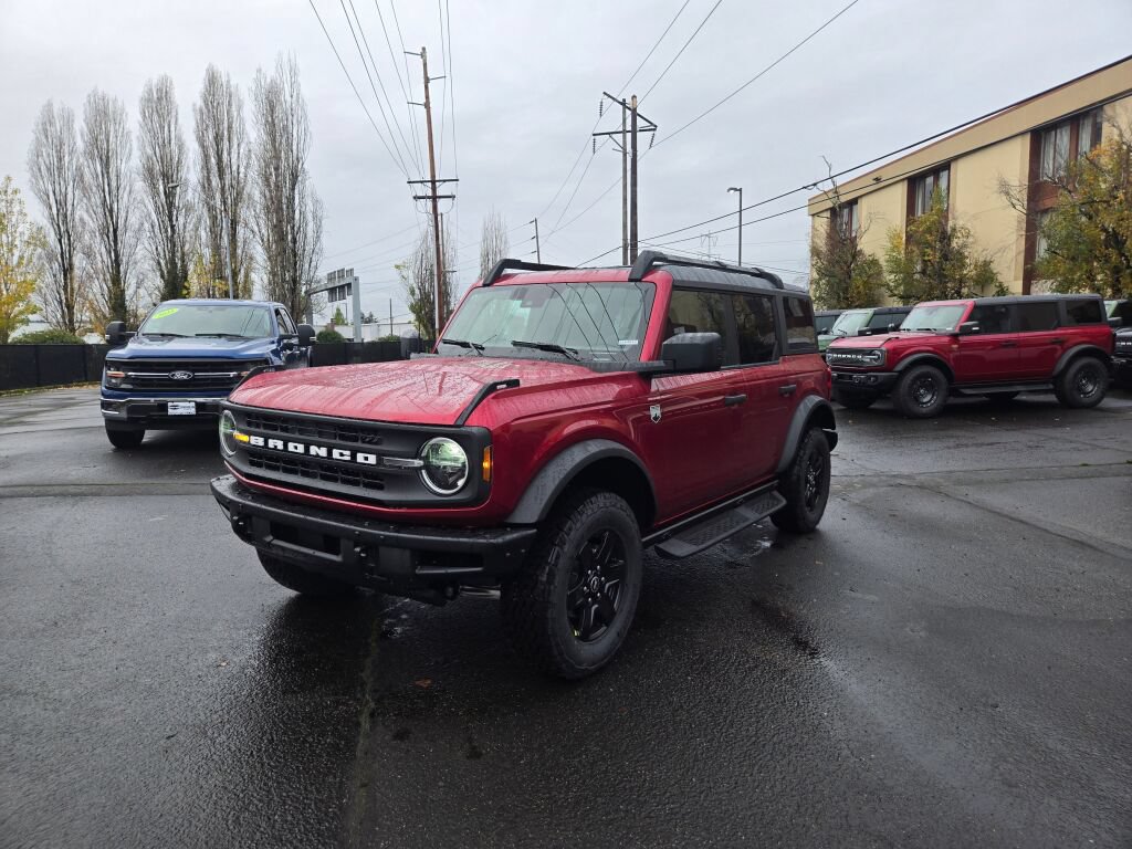 New 2025 Ford Bronco Big Bend w/ Black Diamond Package