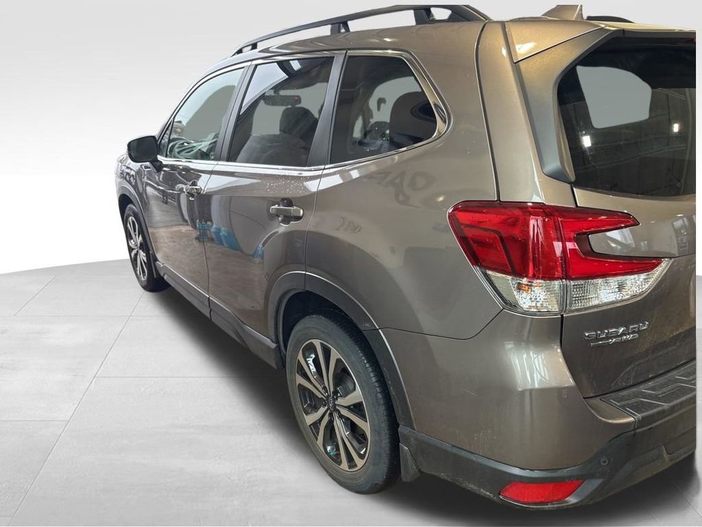 Certified 2023 Subaru Forester Limited image 32