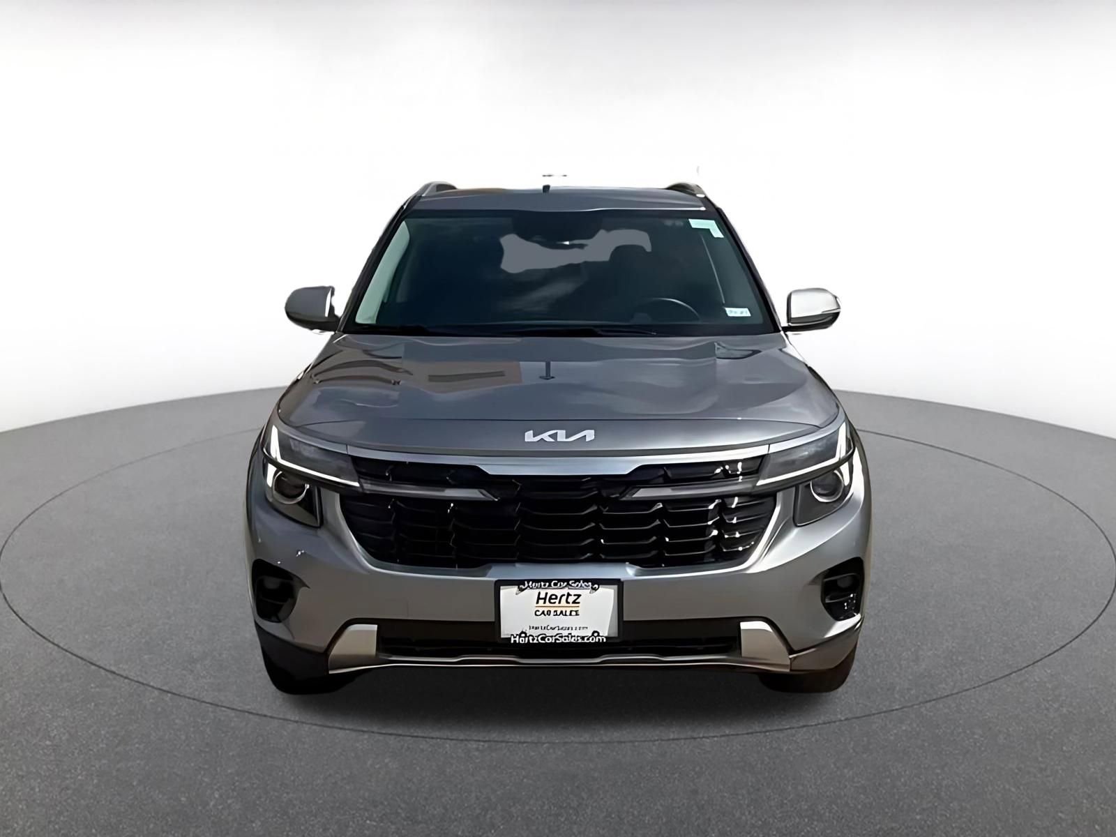 Used 2025 Kia Seltos S image 4
