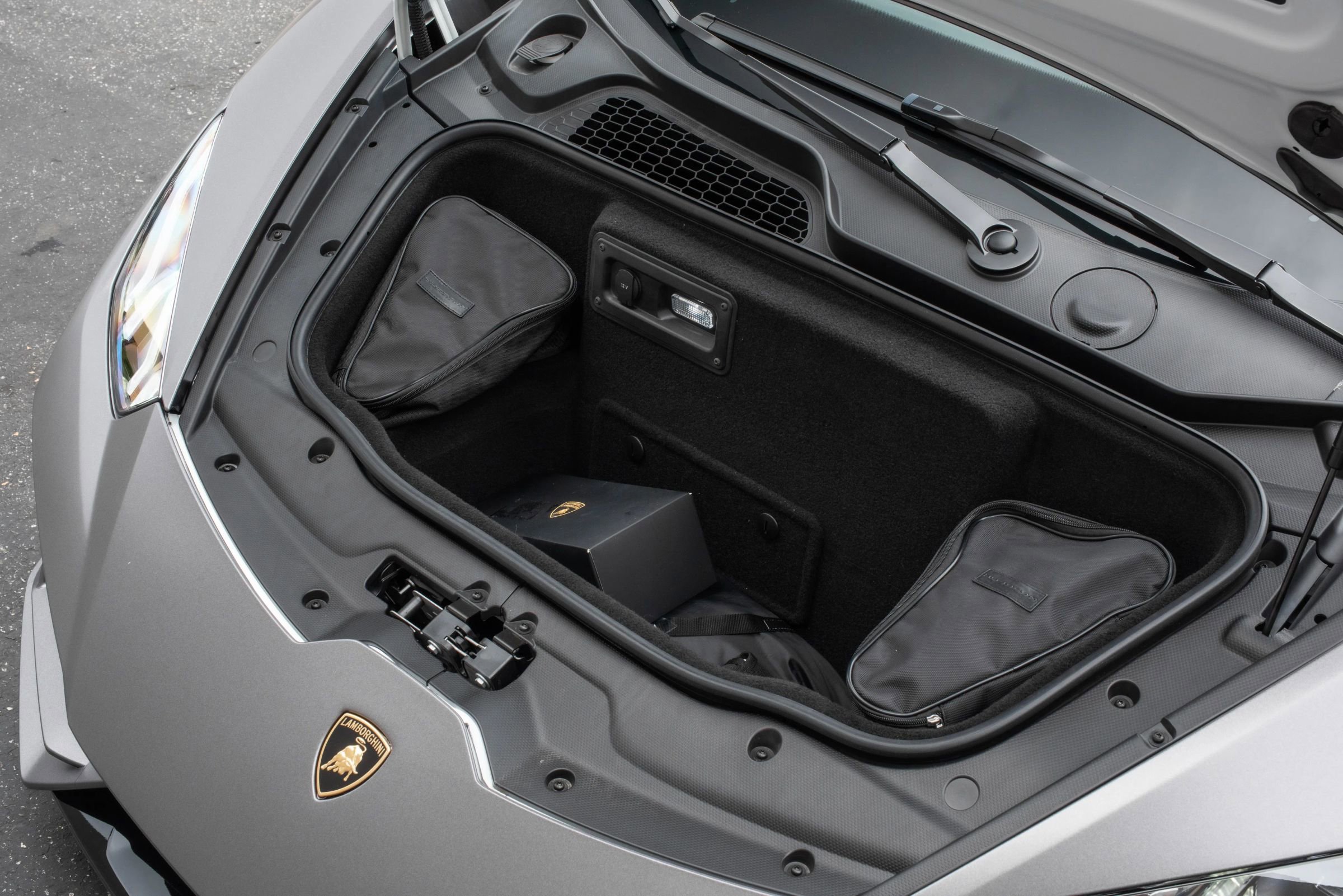 Used 2020 Lamborghini Huracan EVO AWD/4WD image 28